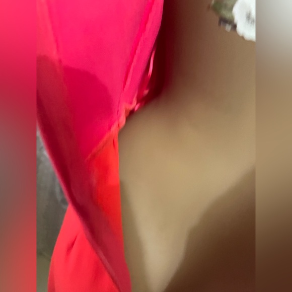 12th heart pink and red dress - Picture 7 of 7